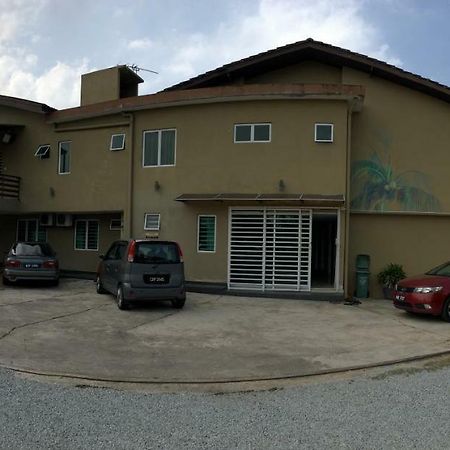 Pantai Guesthouse Kuantan Exterior photo