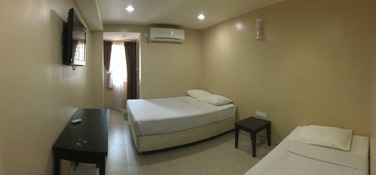 Pantai Guesthouse Kuantan Exterior photo